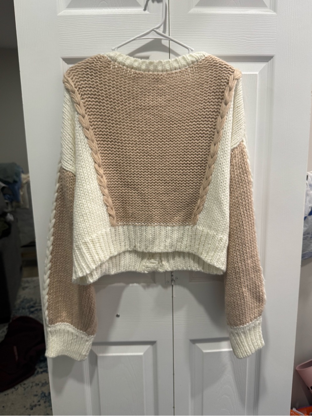 Altar'd State Blush and Cream V‑Neck Chunky Cardigan - Picture 6 of 7